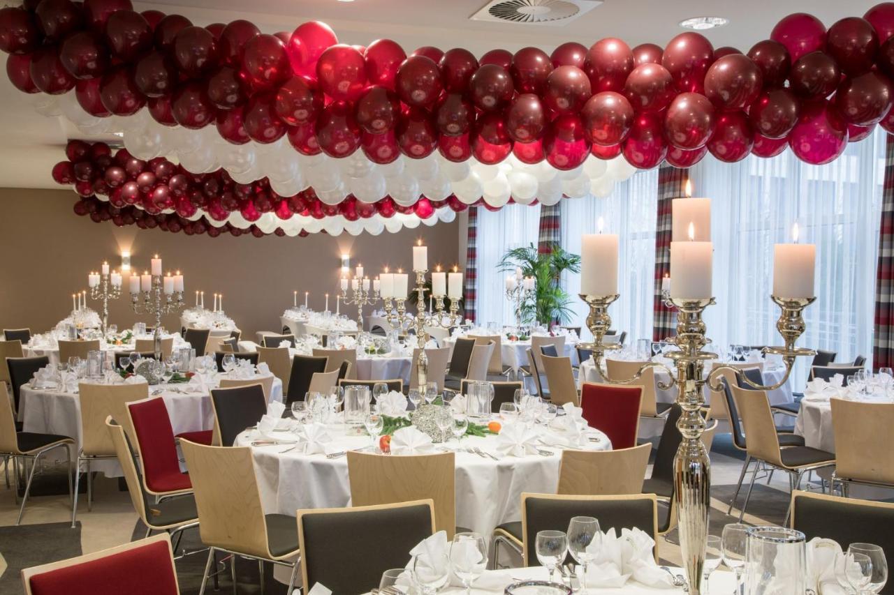 Hotel Duesseldorf-neuss By Ihg Neuss